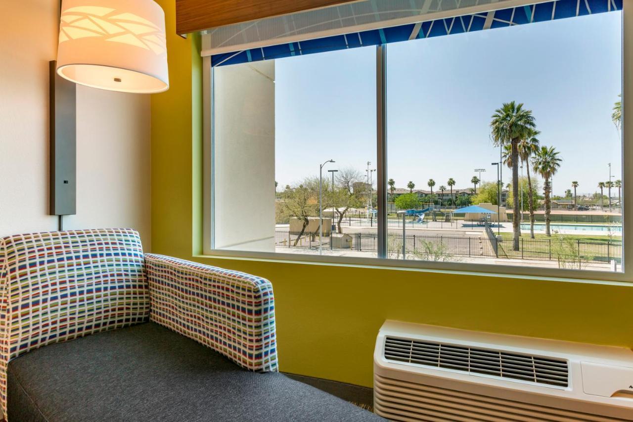 Holiday Inn Express & Suites - Phoenix Dwtn - State Capitol By Ihg エクステリア 写真