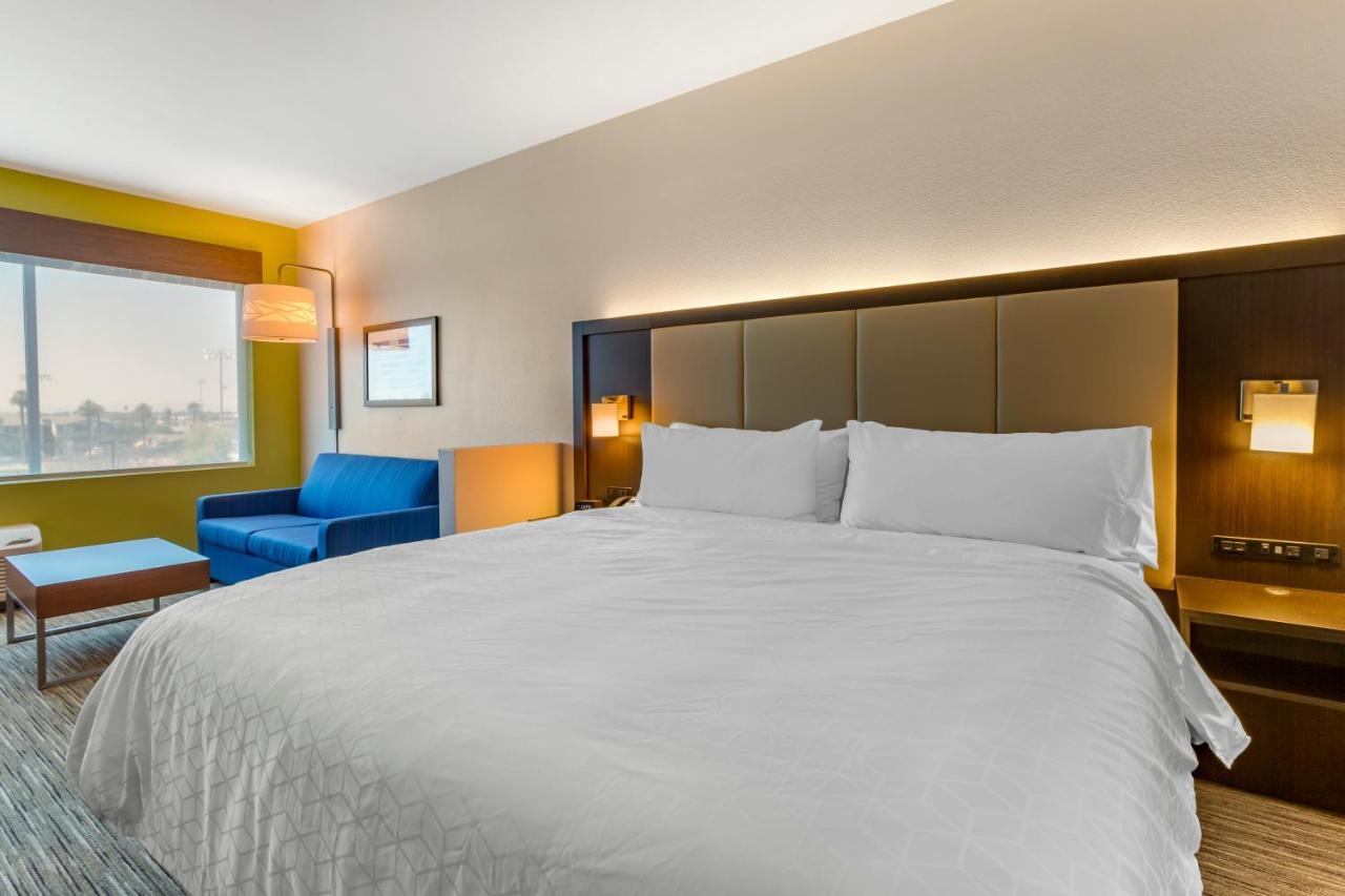 Holiday Inn Express & Suites - Phoenix Dwtn - State Capitol By Ihg エクステリア 写真