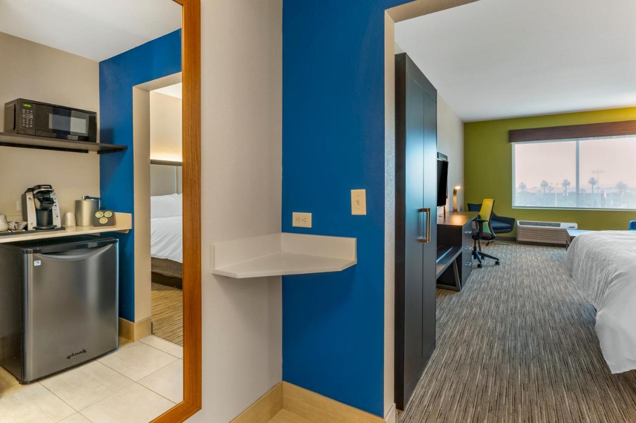 Holiday Inn Express & Suites - Phoenix Dwtn - State Capitol By Ihg エクステリア 写真
