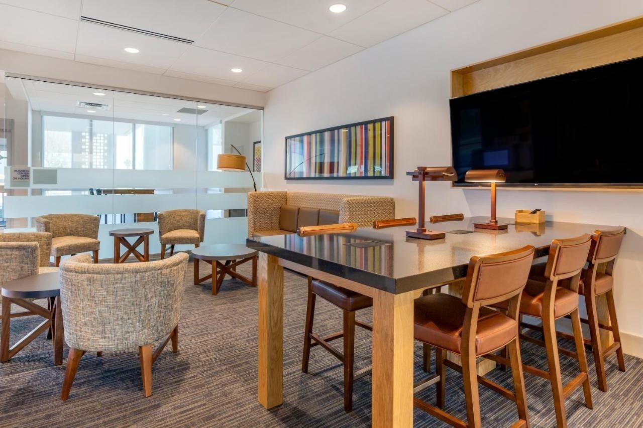 Holiday Inn Express & Suites - Phoenix Dwtn - State Capitol By Ihg エクステリア 写真